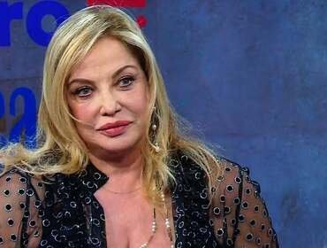 The Couple, Simona Izzo rinuncia: ecco chi sarà opinionista di Ilary Blasi