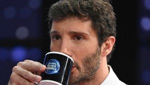 Stefano De Martino ad Affari Tuoi! Contratto stellare, programmi e Sanremo