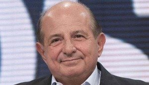 Una parola di troppo non va in onda, Magalli: «Mi vergogno»
