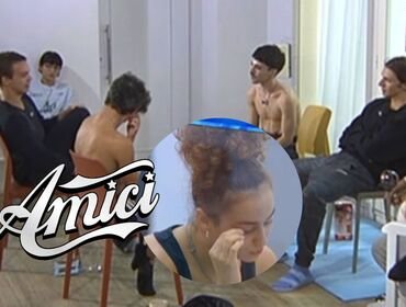 Amici 22: allievo ucraino nella scuola, Asia in lacrime. Cosa è successo oggi