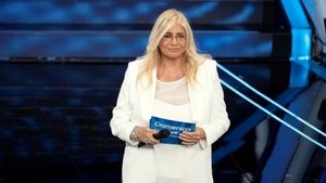 Scaletta Domenica In speciale Sanremo 2025: orari, cantanti e assenti