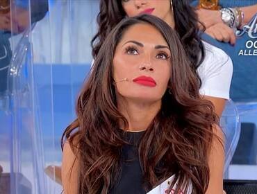 Uomini e Donne: Ida Platano lascia Alessandro e va via come Gemma Galgani?