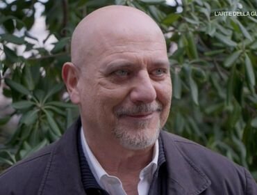 Un posto al sole, trama 25 luglio 2024: Luca proverà ad aiutare Alberto 