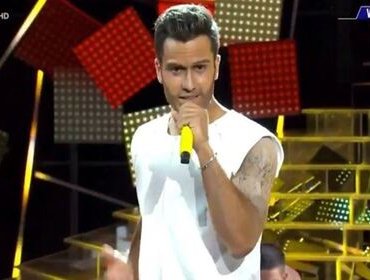 Tale e Quale Show, Pierpaolo Pretelli è Ricky Martin: fan infuriati
