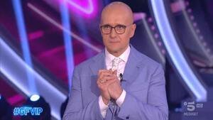 Mediaset cancella una puntata del GF Vip dal sito: drastica decisione