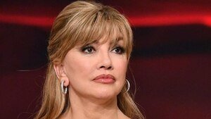 Ballando 2022, concorrente trans esclusa contro la Carlucci: cosa ha fatto