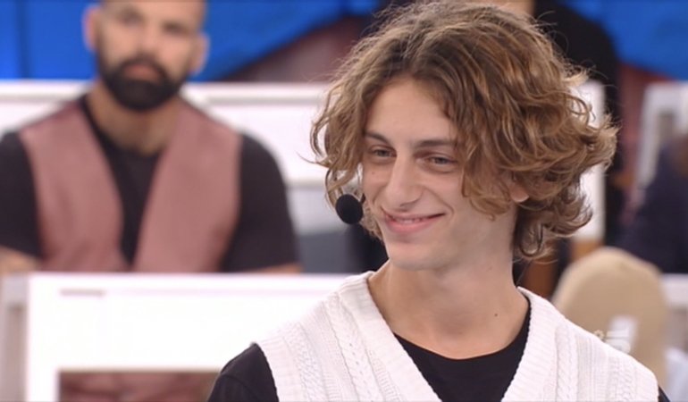 Amici 21, Albe convocato dalla Pettinelli: 'Mi fa stare male questa cosa'