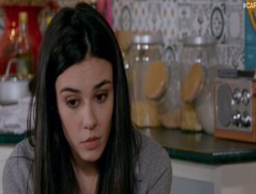Un Posto al Sole, trama 3 marzo 2021: Rossella ad un bivio 