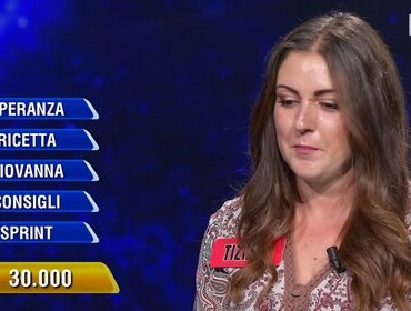 L'Eredità, Flavio Insinna applaude Tiziana che ha vinto grazie alla nonna
