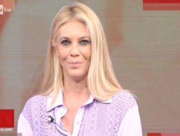 Storie Italiane, Eleonora Daniele in lacrime: «Scusate»