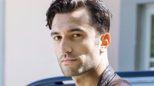 Un posto al sole, spoiler: Damiano coinvolto in un attentato
