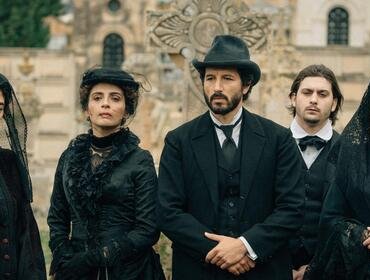 Ascolti TV 30 novembre, male La stagione della caccia: Rai taglia 20 minuti del finale