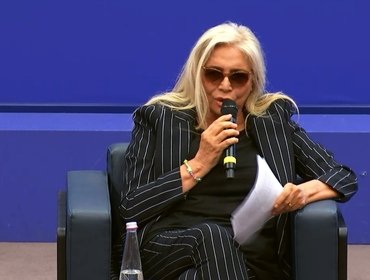 Mara Venier contro giornalista e snobba idea Barbara d'Urso a Domenica In
