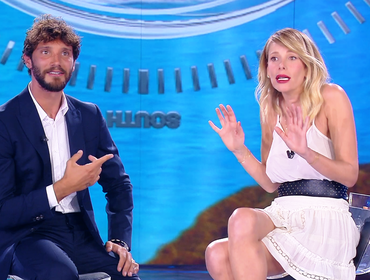 Alessia Marcuzzi contro gossip con Stefano De Martino, poi cancella tutto