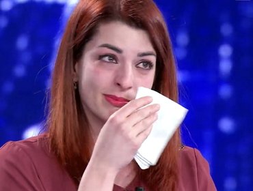 L'Eredità, la campionessa Claudia cambia strategia e vince: l'emozione incontrollata