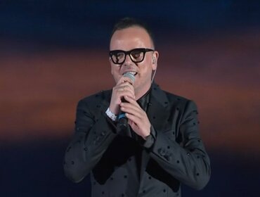 Gigi D'Alessio sbarca su Rai1 con uno «show seriale»: l'indiscrezione