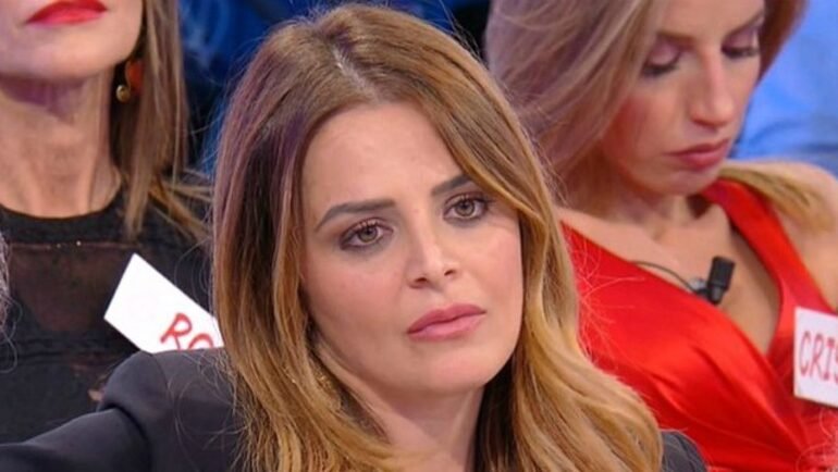 Uomini e Donne, Roberta Di Padua: infortunio per il figlio, cosa è successo