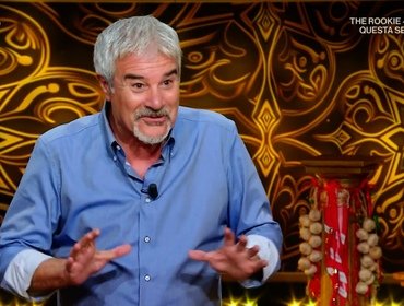 Pino Insegno, manager contro Marco Liorni a L'Eredità: quanto brucia!