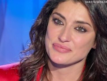 Elisa Isoardi verso la Domenica di Rai 1: l'indiscrezione