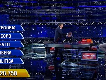 L'Eredità, il campione Mattia perde la 'fede' e non afferra l'associazione