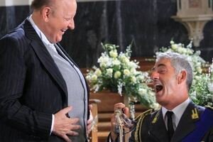 Stasera in tv, oggi 5 settembre 2021: Grand Hotel e Matrimonio a Parigi