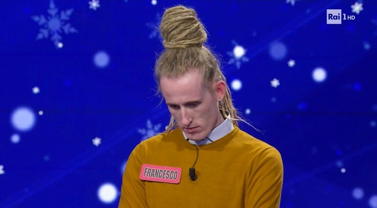 L'Eredità, Marco saluta l'ex campione in diretta e riperde: 'Serata finita in fumo'