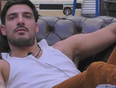 Lorenzo Spolverato bisex? Outing social con prove, FOTO e dettagli