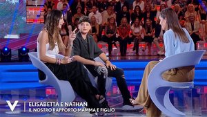 Verissimo, Elisabetta Gregoraci: «Nathan mi ha spaventata era viola»