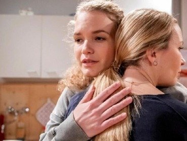 Tempesta d'amore, anticipazioni 20 aprile: i dubbi di Selina 