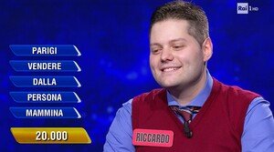 L’Eredità, il nuovo campione Riccardo la paga Cara buttandosi su Asta