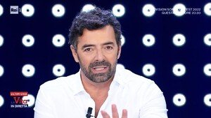 Alberto Matano torna in tv e cambia La Vita in Diretta: tutte le novità