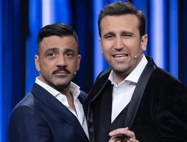 Ascolti tv ieri: Felicissima Sera chiude, Pio-Amedeo superati da Via Crucis 