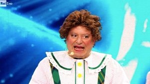 Signora Coriandoli è Porcellino: Maurizio Ferrini fuori dal Cantante Mascherato