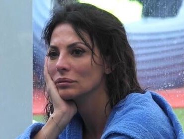 GF Vip, Miriana Trevisan in lacrime: lo sfogo con Davide Silvestri