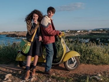 Storia di una famiglia perbene, trama 1^ puntata 3 novembre: Maria e Michele fuggono insieme