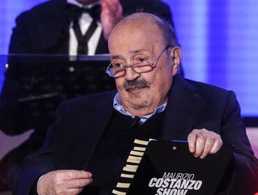 Morto Costanzo, palinsesti Rai e Mediaset stravolti: i cambiamenti