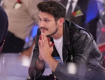 Uomini e Donne, i dubbi di Alessandro ad un passo dalla scelta di Andrea Nicole 