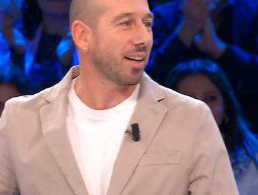 Affari tuoi, il macchinista Fabio accetta l'offerta: l'insolita storia della proposta nuziale