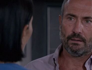 Un posto al sole, spoiler: Fabrizio aggredisce Marina