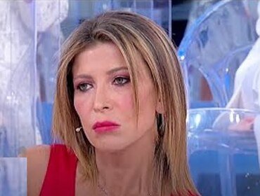 Uomini e Donne: Angela Paone parla del suo rapporto con Luca Cenerelli