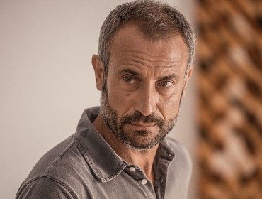 Un posto al sole, anticipazioni 24 gennaio: Fabrizio fuori controllo